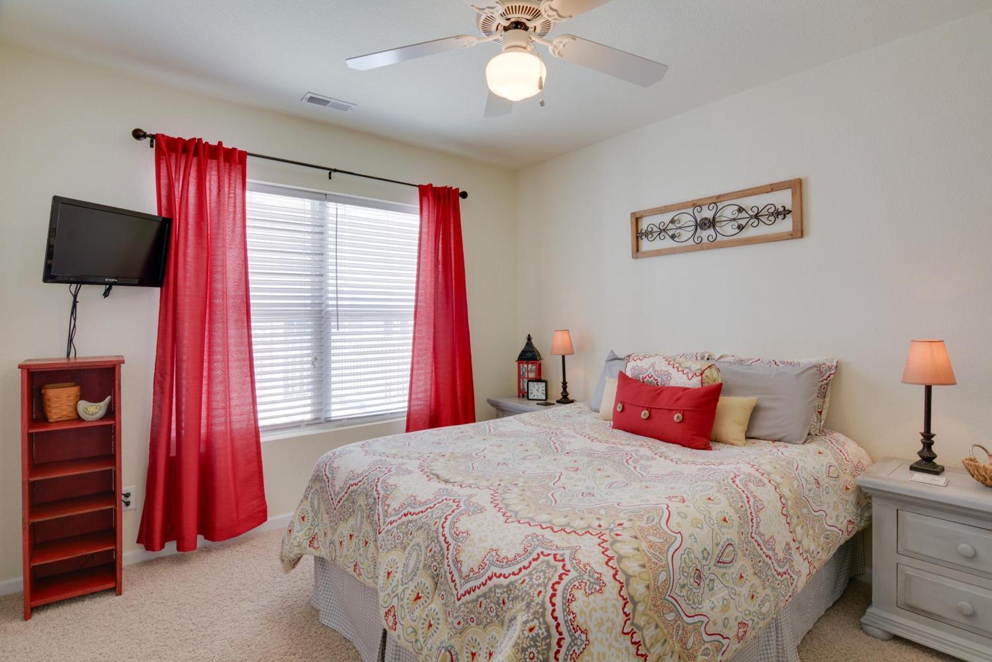 Lakefront Osage Beach Condo With Pool And Water Views! Luaran gambar